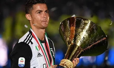 Vĩ đại! Ronaldo là người duy nhất trong lịch sử làm được điều này