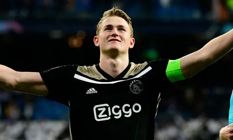 "Tình trăm năm" của Klopp không bao giờ đến Liverpool vì một điều