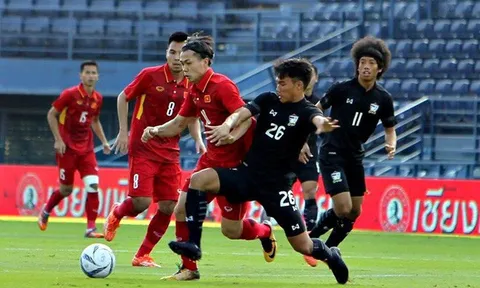 CHÍNH THỨC: ĐT Việt Nam đụng độ Thái Lan tại King's Cup 2019