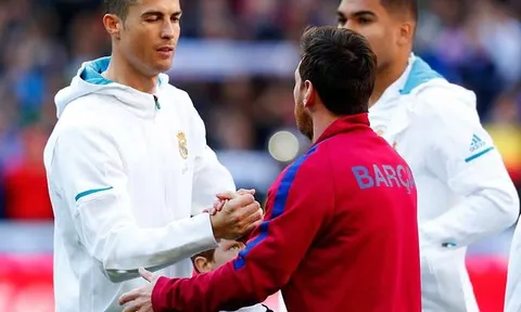 'Ronaldo là máy làm bàn giỏi nhất nhưng Messi mới vĩ đại nhất'