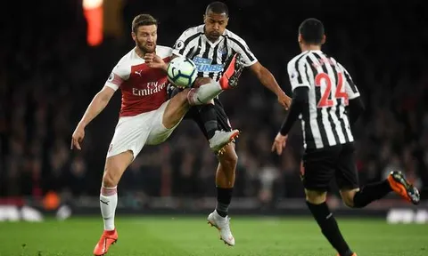 'Messi đã xuất hiện 10 giây ở trận Arsenal - Newcastle'