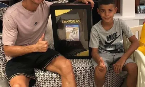 Ronaldo con ghi 7 bàn thắng trong một trận cho đội trẻ Juventus