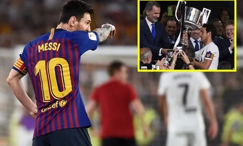 Hoảng loạn sau thất bại, Barca tổ chức họp kín ngay trong xe buýt để nói về một điều