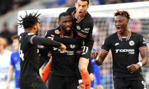 Fan Chelsea khen nức nở một cái tên: "Đẩy cậu ấy lên đá tiền đạo"