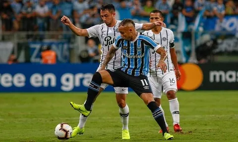8 cái tên ở Copa America khiến EPL thèm khát: "Người quen" Việt Nam, "môn đồ" Ajax