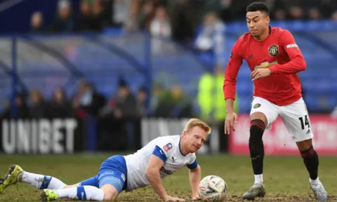 Thi đấu trọn 90 phút, Lingard đem đến hình ảnh quá bất ngờ!