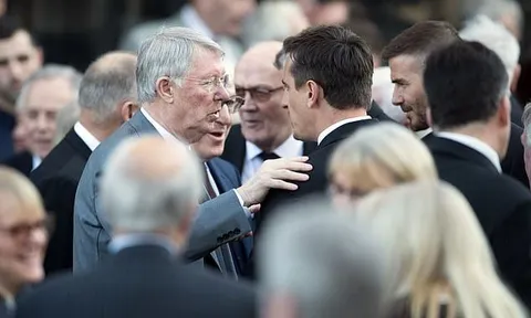 Sir Alex và thế hệ 92 đưa tiễn Eric Harrison về nơi an nghỉ