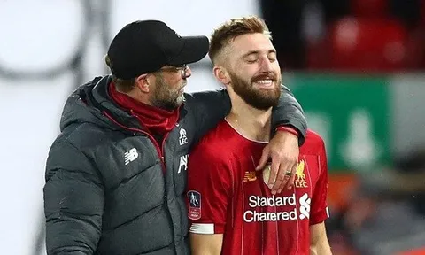 Ngày "thủ lĩnh tương lai" tiếp tục lên đường, Klopp gửi thông điệp ý nghĩa