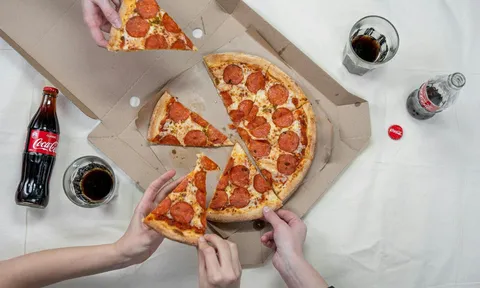 Tạm gác deadline, người trẻ bước vào “chế độ sạc năng lượng” dịp lễ