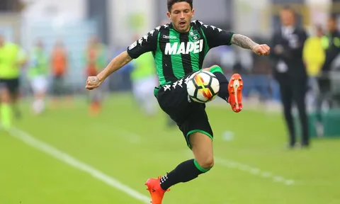AC Milan dẫn đầu cuộc đua giành chữ ký của tiền vệ Sassuolo