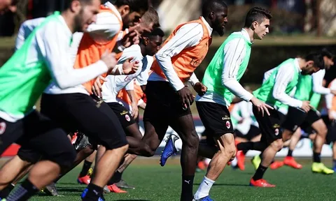 “AC Milan là 1 tập thể gắn kết như những người thân trong gia đình”