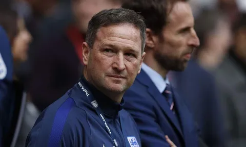 Điều này xảy ra, ghế nóng Chelsea sẽ lập tức "sang tên đổi chủ"