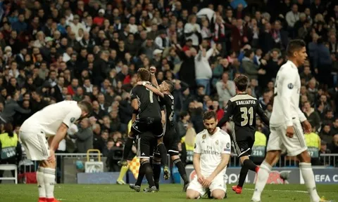 Ai thắng, ai thua khi Real Madrid thảm bại khó tin trước Ajax?