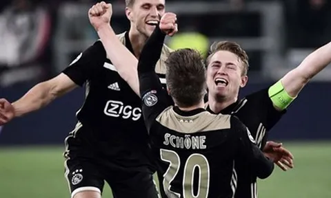 Ajax - đội bóng lạ thường chinh phục châu Âu