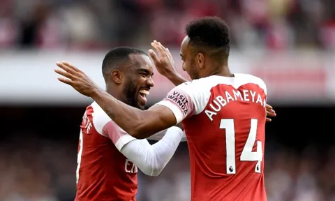 Bại tướng ấn tượng với sát thủ của Arsenal