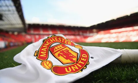 Ăn miếng trả miếng, Man Utd công bố giá vé dành cho fan Barcelona