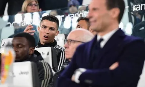 Dự bị cả trận nhìn đàn em tỏa sáng và đây là phản ứng của Ronaldo