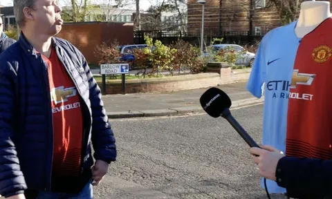 Áo dành cho "fan Man City lâu năm" của Man Utd bị tẩy chay