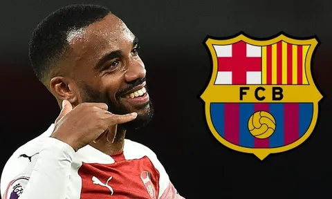 Ảo thành thật! Arsenal nguy cơ mất Lacazette vào tay Barca?