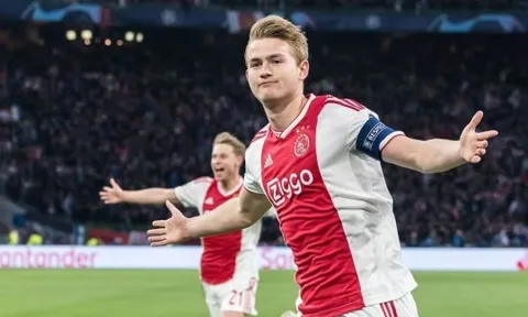 Áp phe gọn lẹ, De Ligt cách Man Utd chưa tới 24 giờ