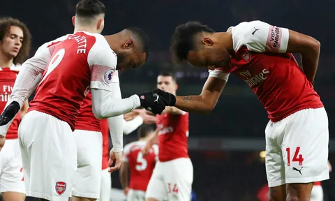 "Mùa tới, Arsenal sẽ có được sự phục vụ của hai tiền đạo hàng đầu này"