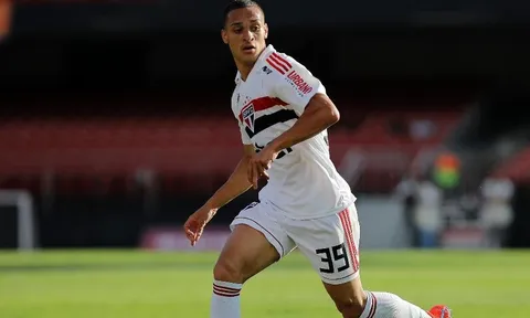 Arsenal quan tâm tới ngôi sao trẻ của Sao Paulo