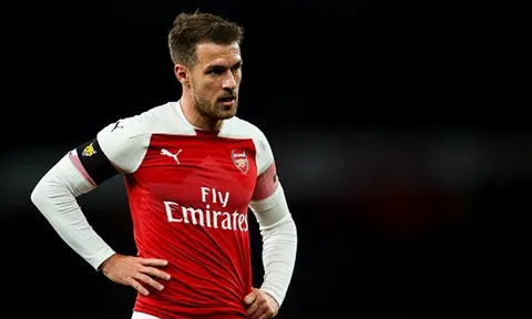 'Arsenal sẽ sống trong hối hận khi để cậu ấy ra đi'