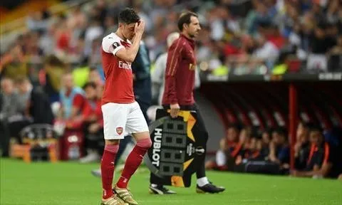 "Arsenal sẽ thanh lý cậu ta, cầu thủ rắc rối với họ"