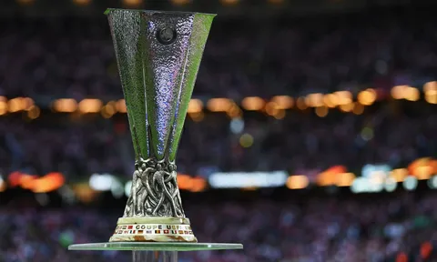 Arsenal và Chelsea trả lại vé chung kết Europa League