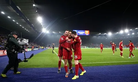 Liverpool liệu sẽ 'vô đối' như Arsenal? Wenger có đáp án bất ngờ