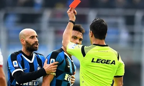 Ashley Young để lại dấu ấn, Inter Milan vẫn ôm hận bởi "người thừa"