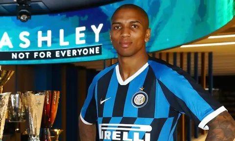 Bài phỏng vấn đầu tiên của Ashley Young ở Inter Milan