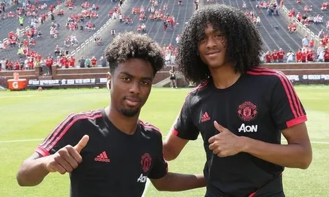 Bạn đã biết điều "siêu hoàn hảo" ở đội hình Man Utd đến Paris chưa?