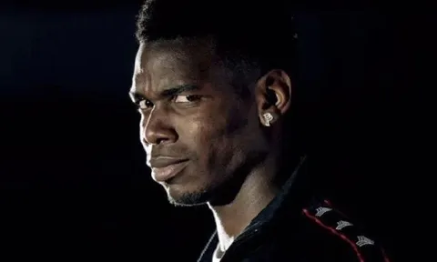 Bạn đã biết hành trình "rũ bỏ" Man Utd của Paul Pogba?