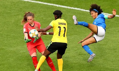 'Bán hành' Jamaica, tuyển nữ Ý điền tên vào vòng 16 đội World Cup
