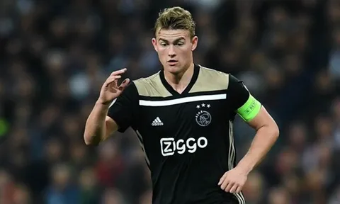 Barca biến Bayern thành người ngoài cuộc trong thương vụ De Ligt