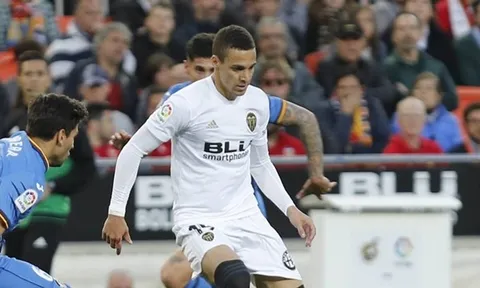 Barca chọn sao Valencia là mục tiêu dự phòng cho thương vụ Jovic
