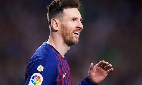 'Barca sẽ bị Man Utd loại, và Messi sẽ biến mất một lần nữa'