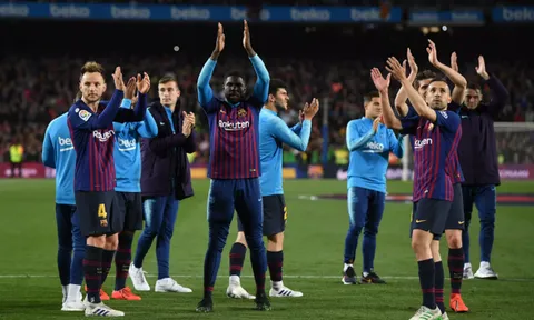 "Barca thức dậy với cơn đau đầu, nhưng sẽ sẵn sàng đấu Liverpool"