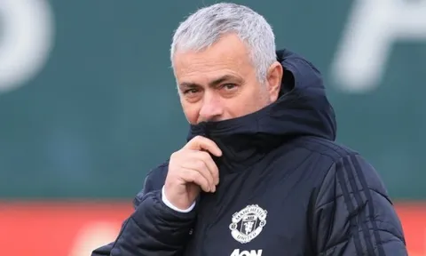 Bất ngờ: Mourinho có thể trở về Vương Quốc Anh