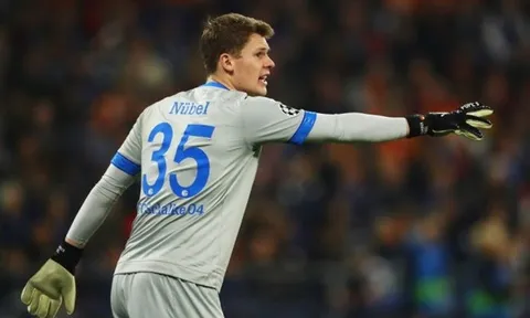 Bayern lên kế hoạch tìm người thay thế Neuer trong khung gỗ