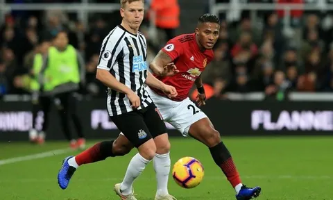 Bị Man Utd ruồng bỏ, "máy chạy" đã tìm được bến đỗ mới trong mùa hè