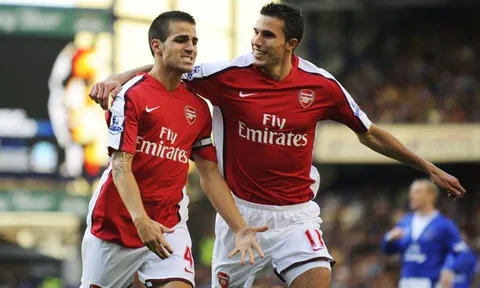Bị người Tottenham "đá xoáy", cựu sao Arsenal chớp ngay cơ hội "báo thù"