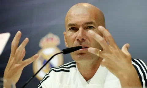 Bị phóng viên liên tục gặng hỏi về tương lai Bale, Zidane nói gì?