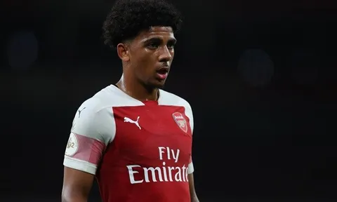 Bị 'sốc' vì Emery, sao chạy cánh 18 tuổi quyết dứt tình với Arsenal