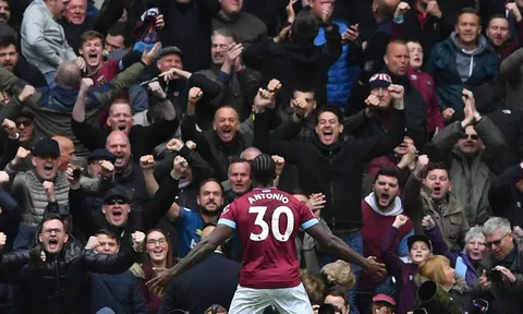 Bị West Ham "mở hàng", Tottenham coi chừng "đen" như Arsenal