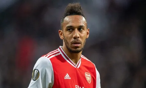 Bỏ Aubameyang, Barca quyết giật "siêu tiền đạo" 80 triệu euro với Man Utd