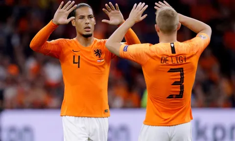 Bóng đá Hà Lan cần De Ligt tới Liverpool