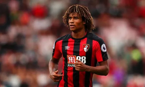 Nóng: Bournemouth ra giá cho Nathan Ake