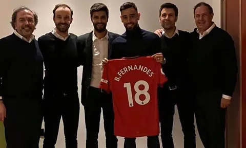 Bruno Fernandes chọn số áo huyền thoại ở Manchester United?